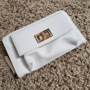 Elegant White Clutch Wallet with Gold Accent